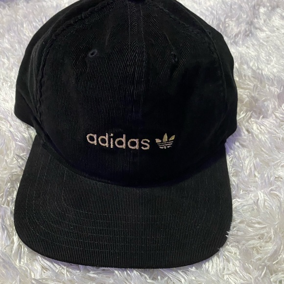 Adidas hat - Picture 5 of 5